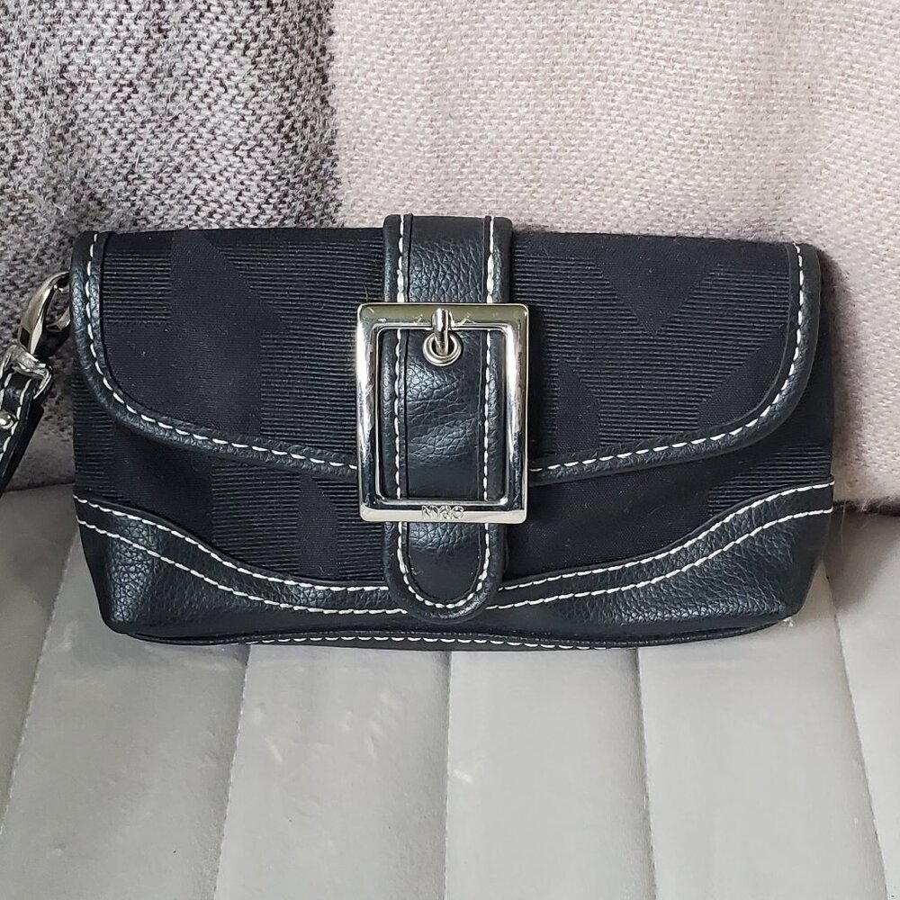 NY&Co Wristlet / Wallet / Purse / Clutcha